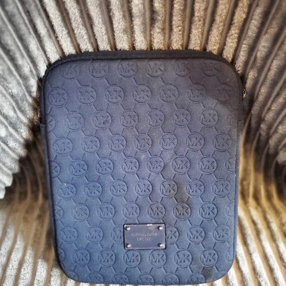 Coach IPad Case - Picture 6 of 6